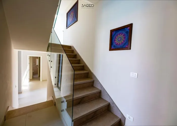 Tawila T1-17 -5 Bed Big Villa
