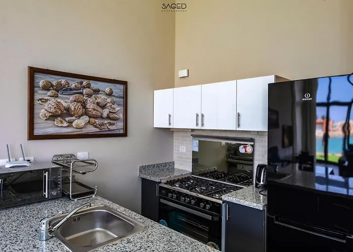 Tawila T1-17 -5 Bed Big Villa *